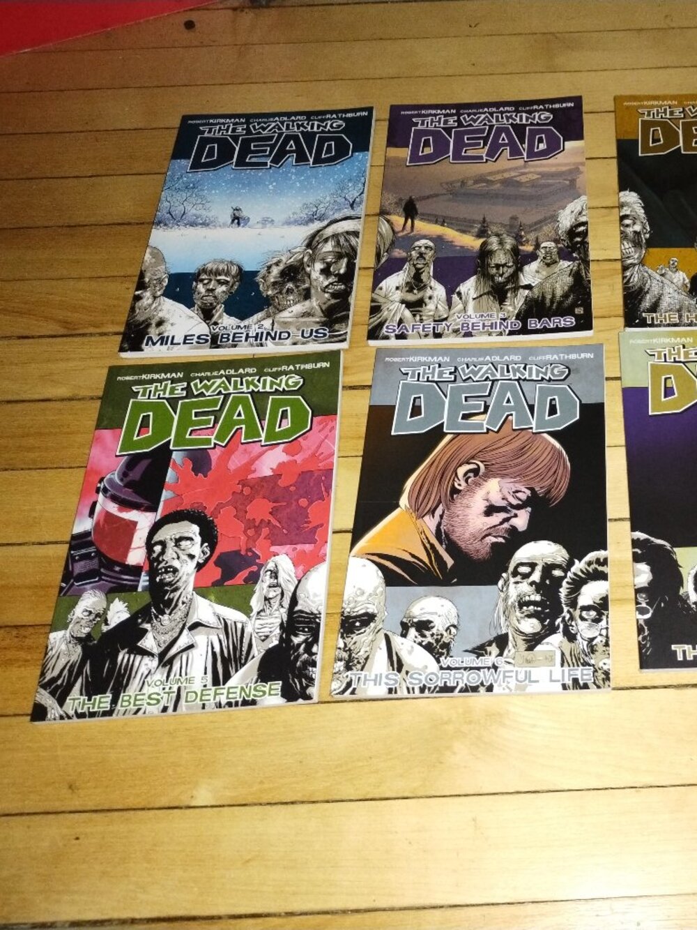 The Walking Dead 2 to 8 Trade Paperback Collection (7 books)